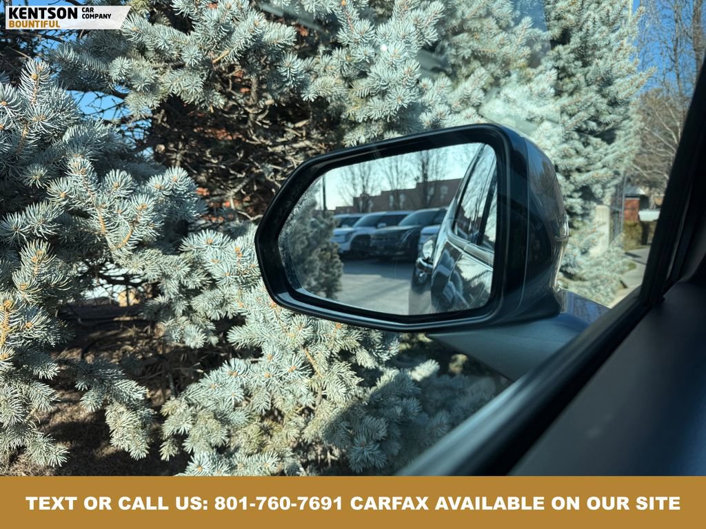 Used 2025 Chevrolet Blazer LT image 23