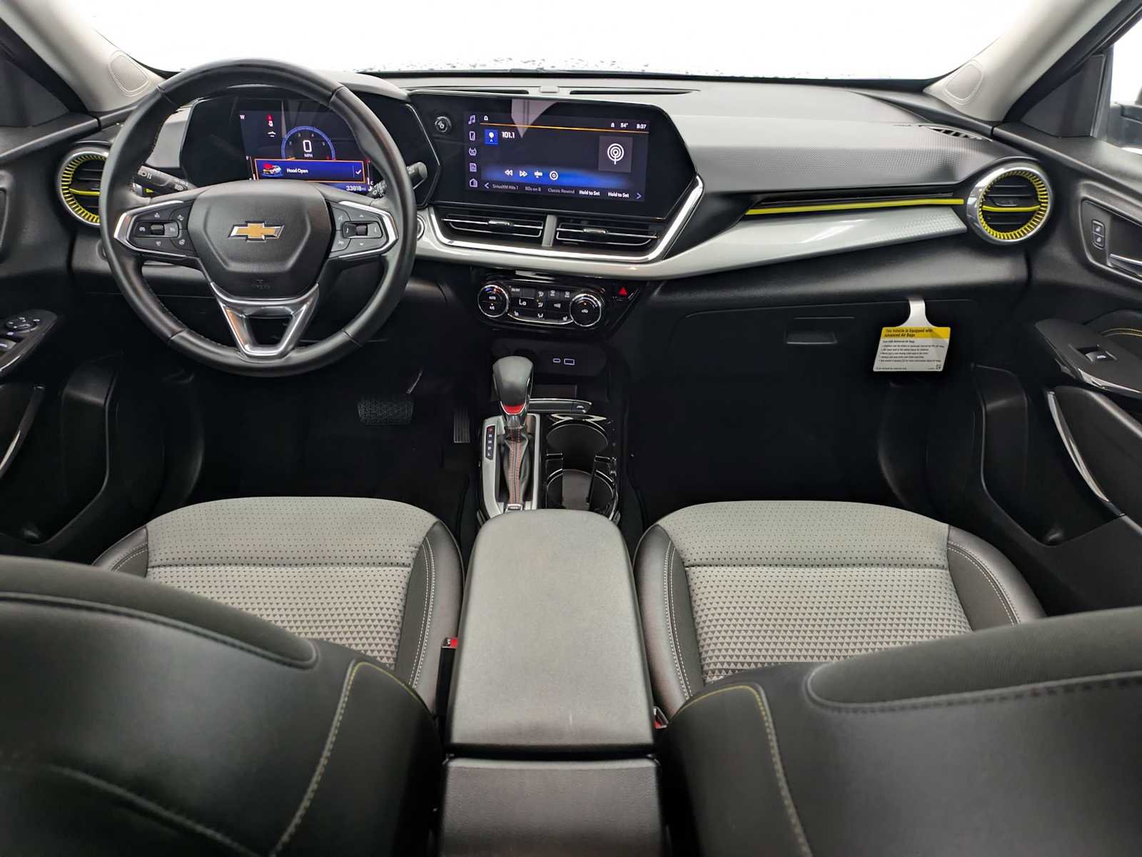 Used 2024 Chevrolet Trax LT w/ Driver Confidence Package FWD image 16