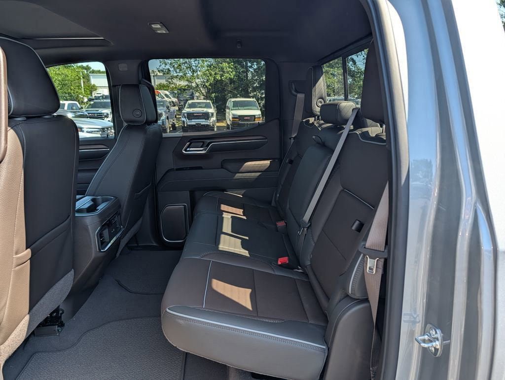 New 2026 GMC Sierra 1500 Denali w/ Denali Reserve Package AWD/4WD image 12