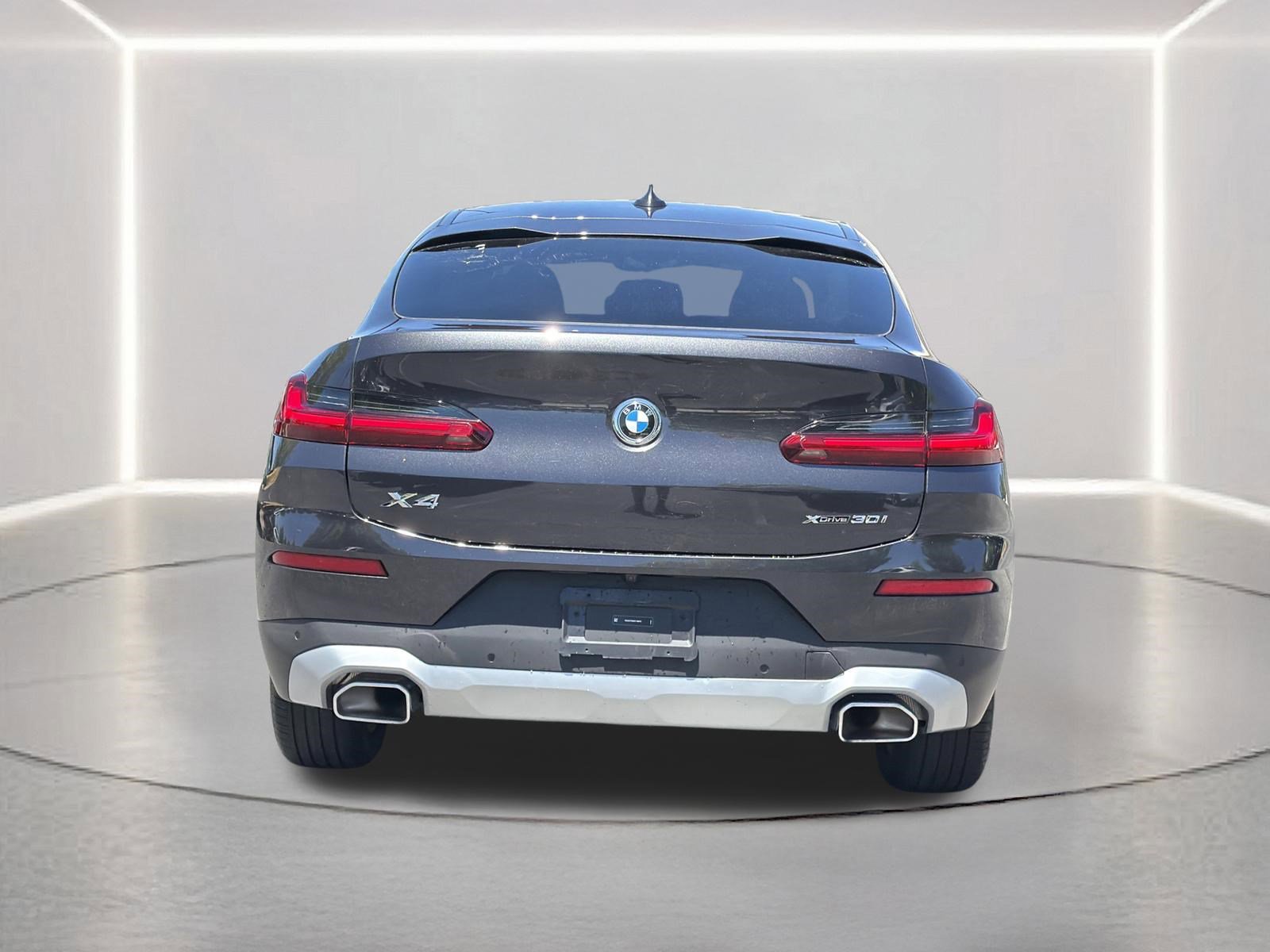 Used 2025 BMW X4 xDrive30i AWD/4WD image 26