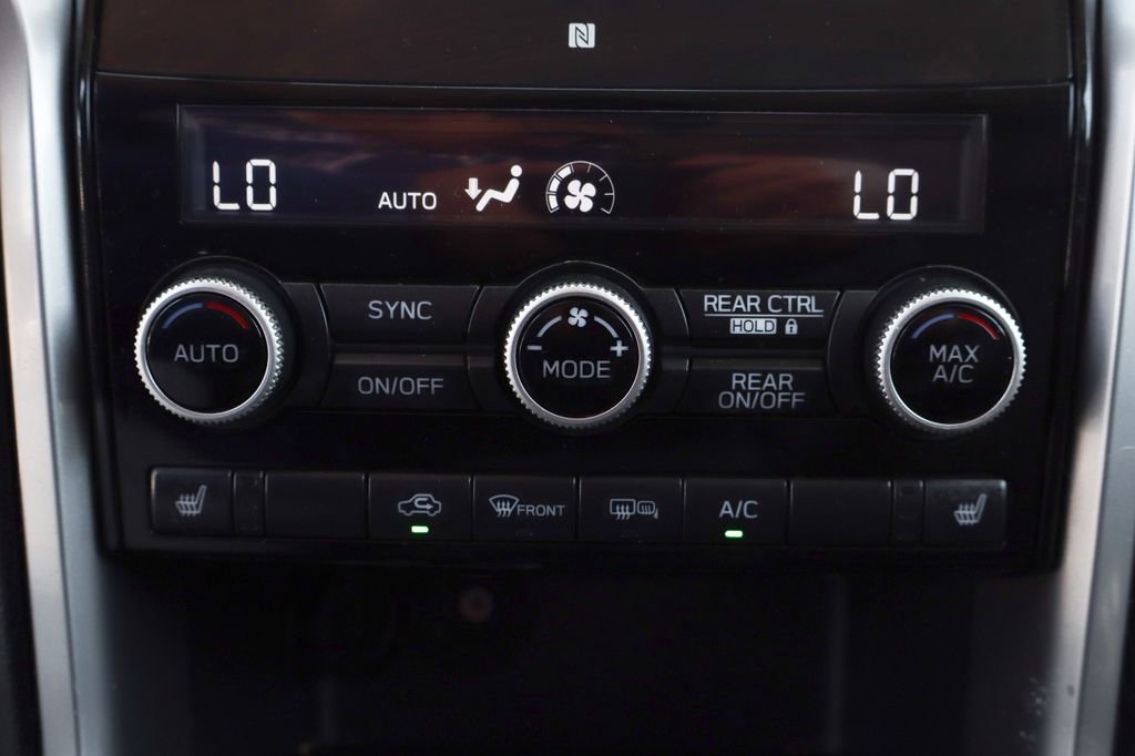 Used 2019 Subaru Ascent Limited image 33