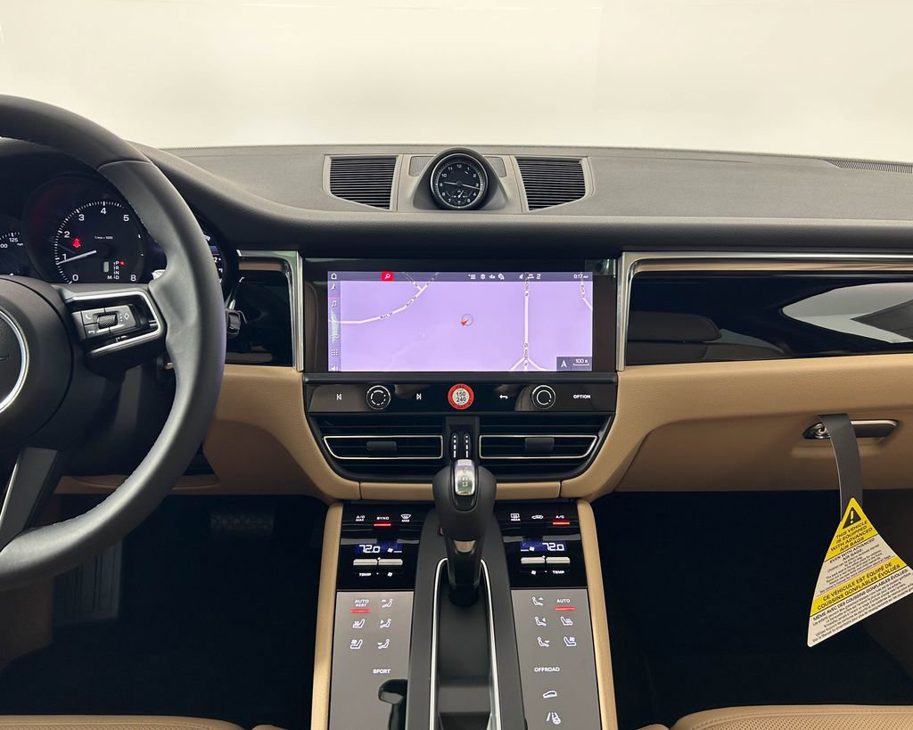 New 2026 Porsche Macan AWD/4WD image 19