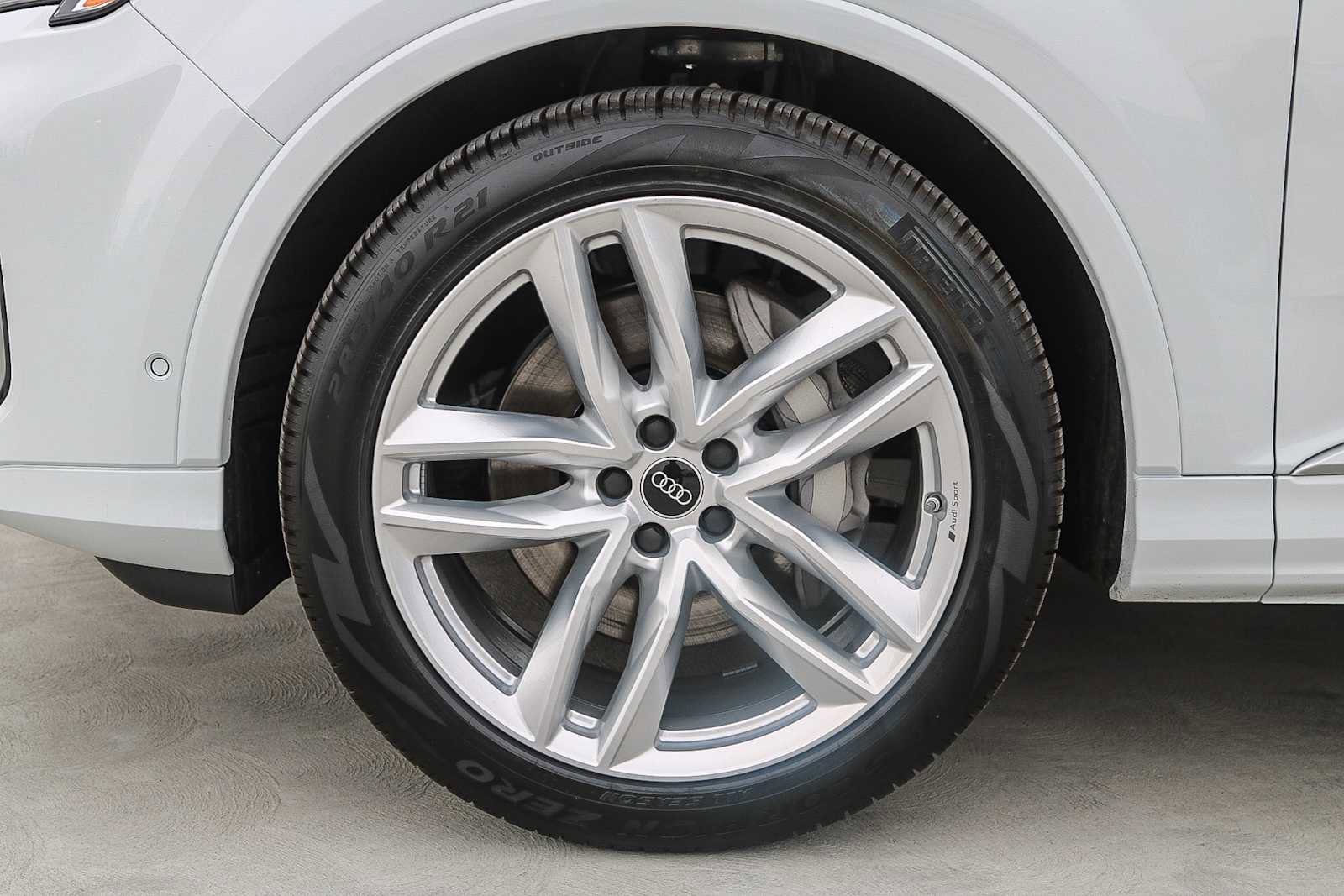 New 2025 Audi Q7 3.0T Premium Plus image 11