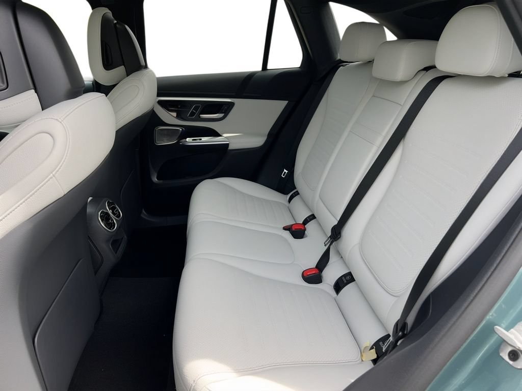 New 2026 Mercedes-Benz GLC 300 4MATIC image 7