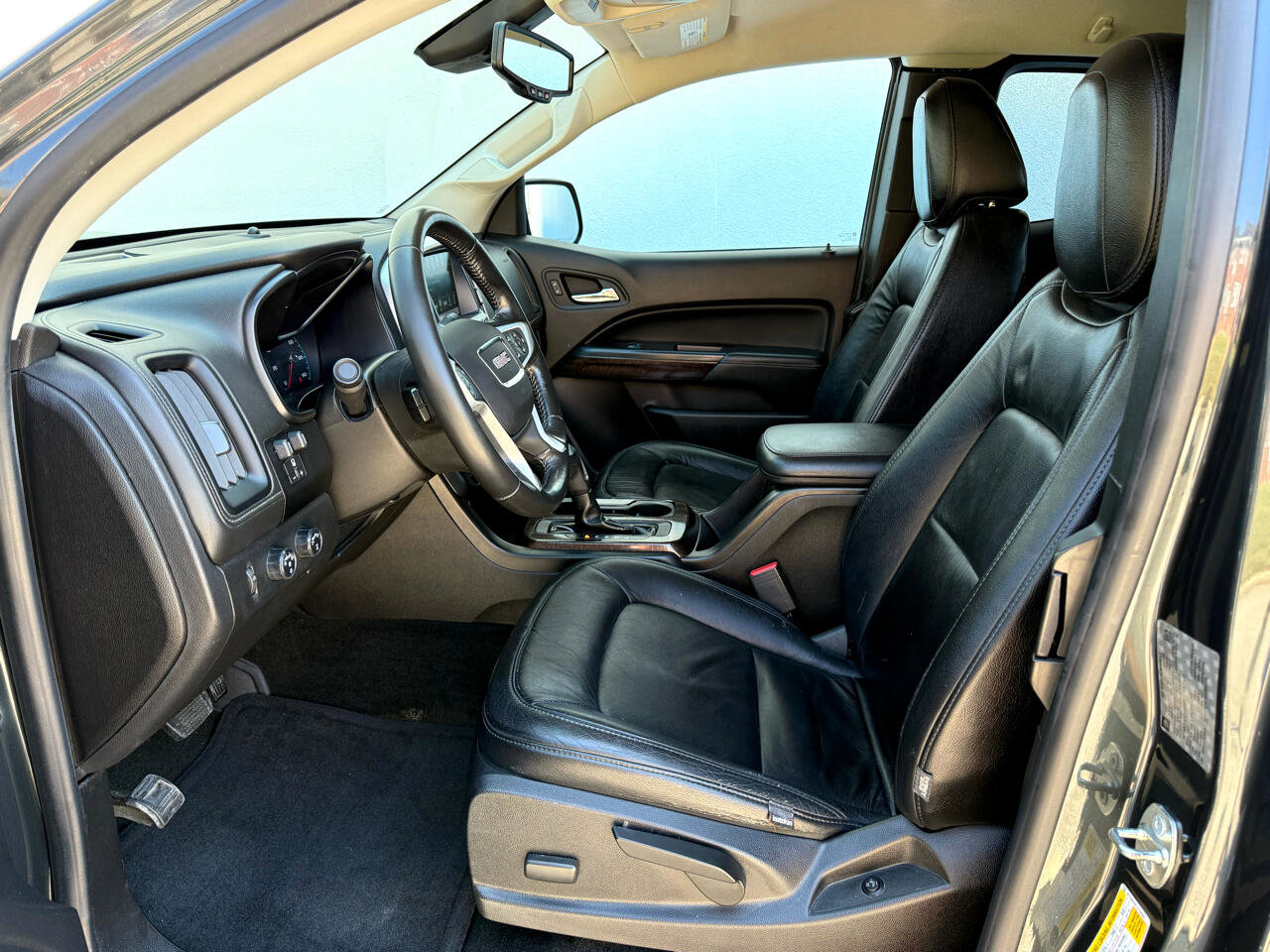 Used 2018 GMC Canyon SLE w/ SLE Convenience Package image 24