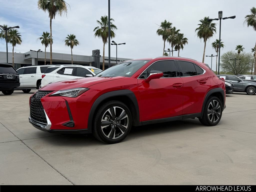 Certified 2021 Lexus UX 200 w/ Accessory Package (Z1) FWD image 2