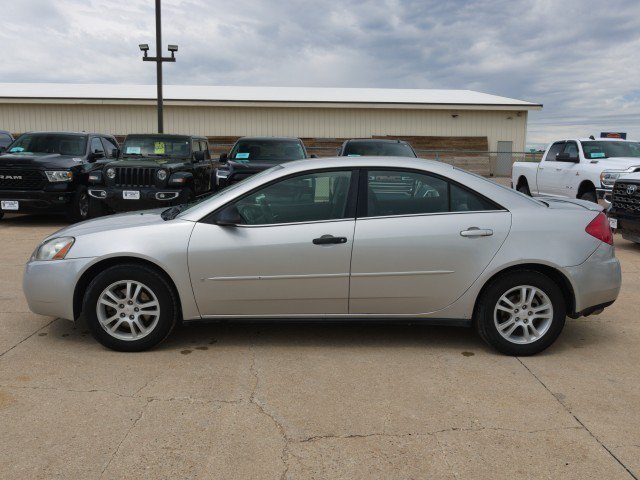 Used 2006 Pontiac G6 Sedan w/ Drivers Package FWD image 3