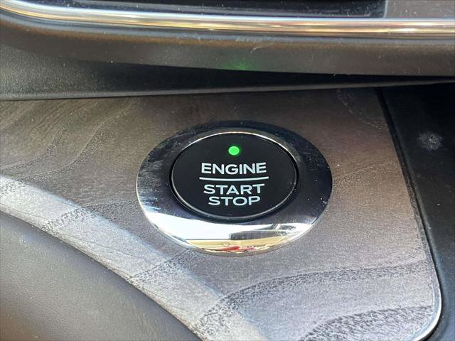 Used 2020 Ford Explorer Platinum w/ Premium Technology Package image 25