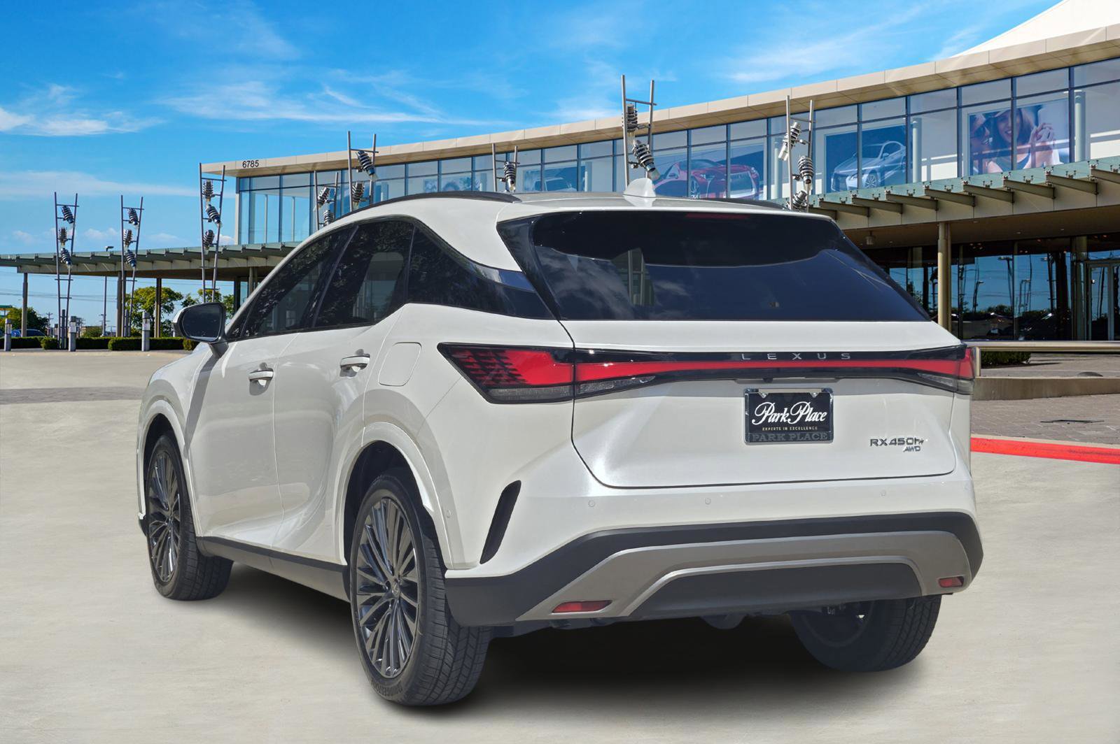 New 2025 Lexus RX 450h AWD w/ Luxury Package image 4