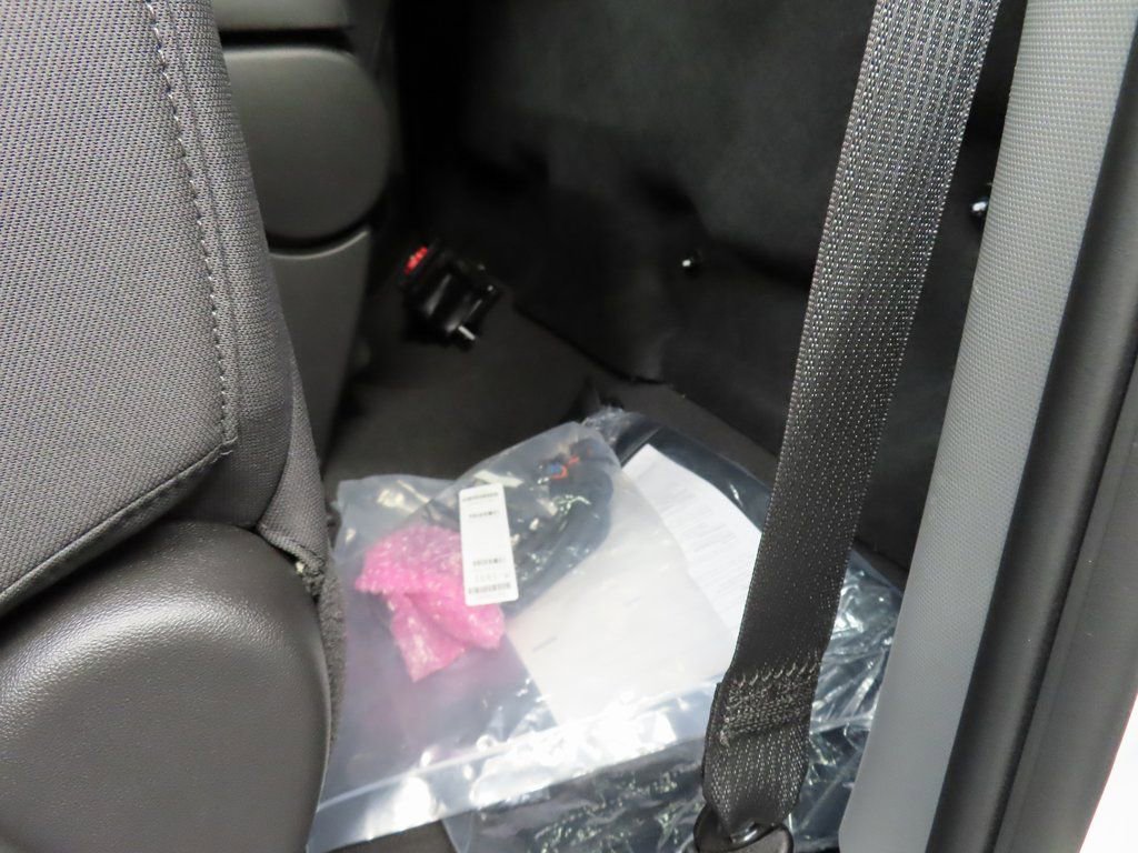 Used 2025 GMC Sierra 2500 SLE image 10