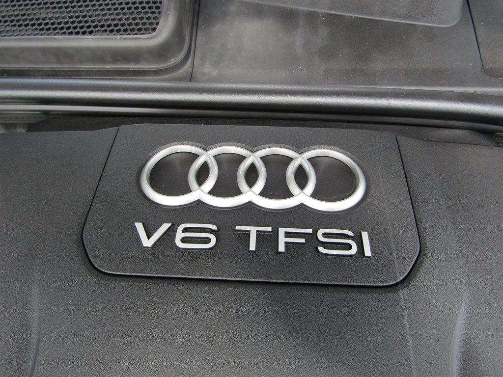 Used 2018 Audi Q7 3.0T Premium Plus AWD/4WD image 16