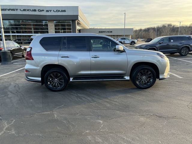 Used 2020 Lexus GX 460 Premium image 2