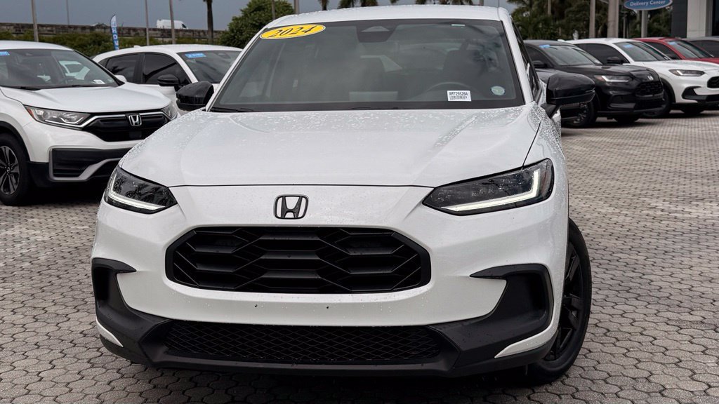 Used 2024 Honda HR-V Sport image 2