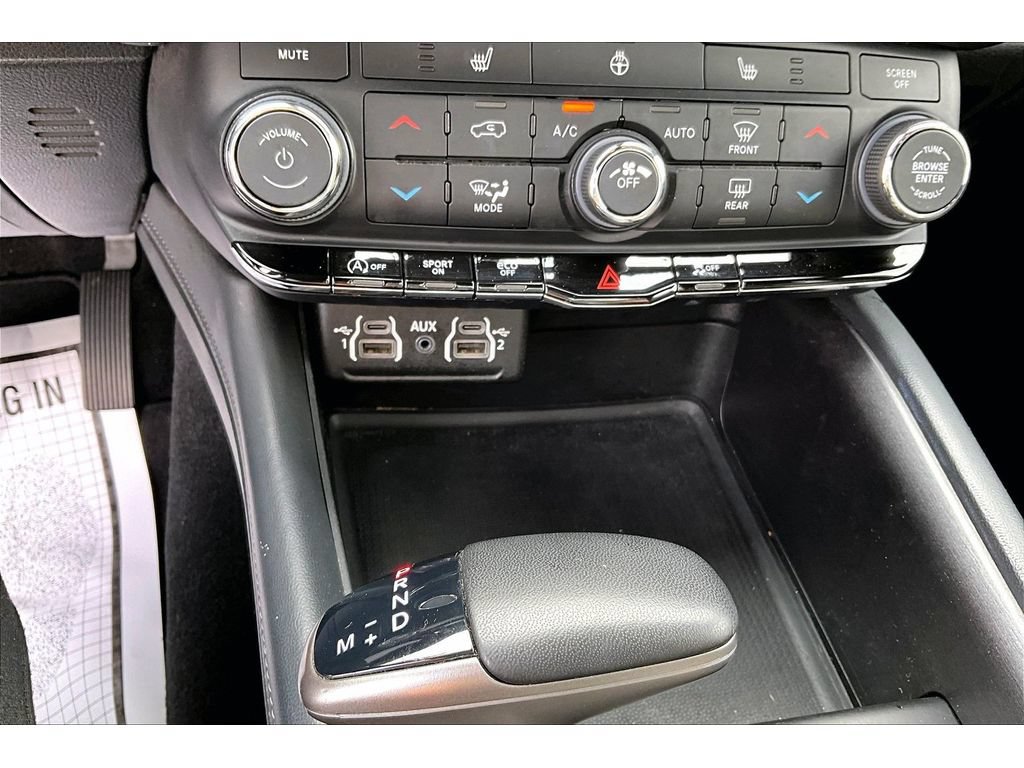 Used 2023 Dodge Durango SXT RWD image 35
