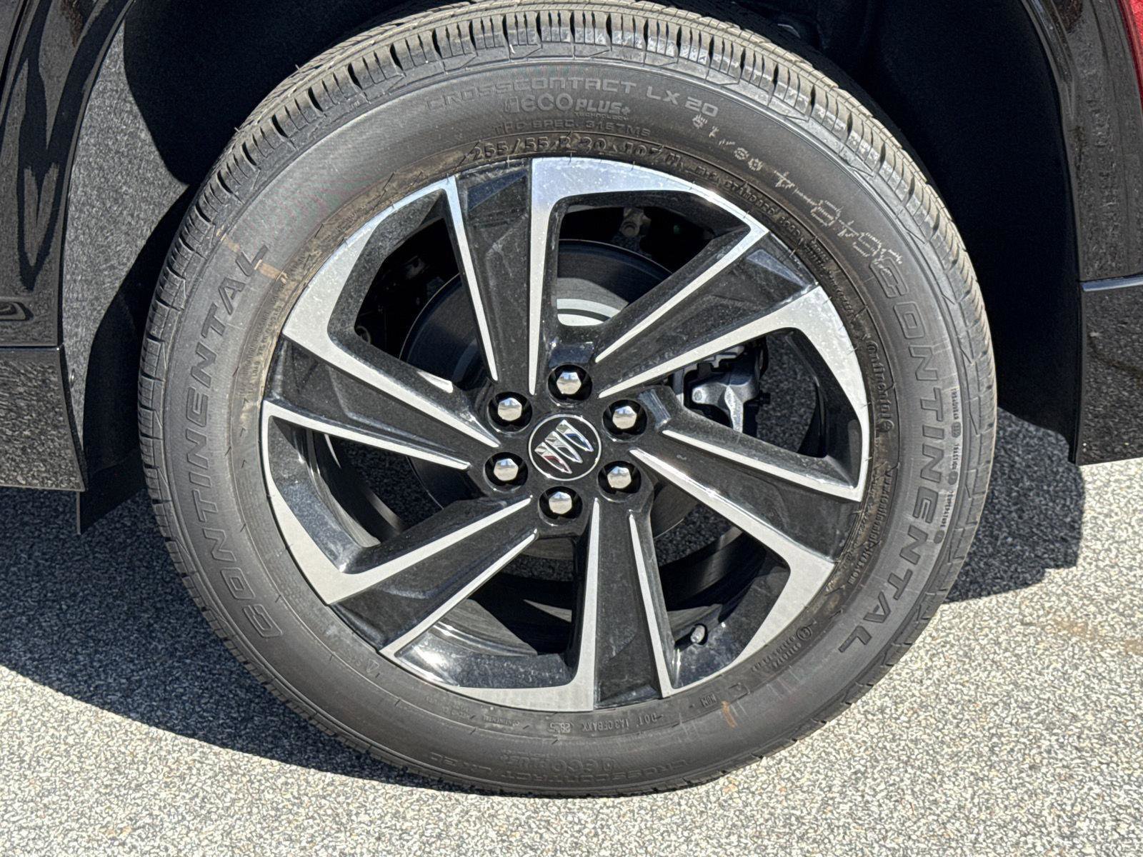 New 2026 Buick Enclave Sport Touring w/ Super Cruise Package image 13