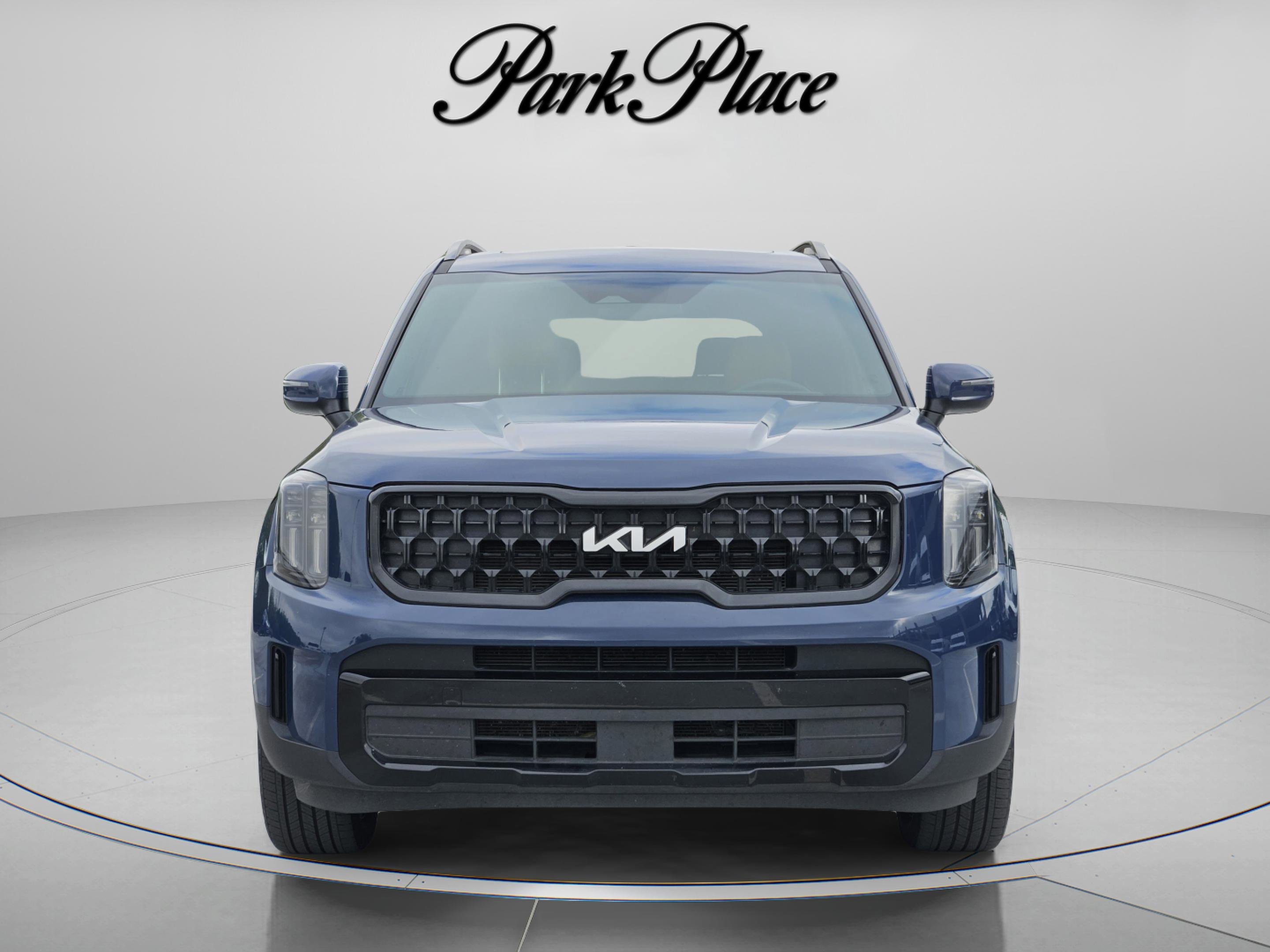 Used 2024 Kia Telluride EX X-Line image 9