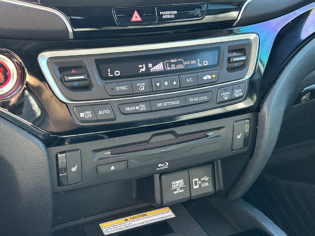 Used 2021 Honda Pilot Touring image 37