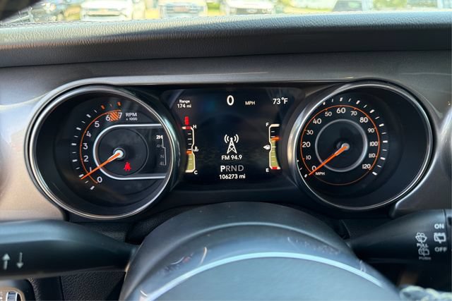Used 2019 Jeep Wrangler Unlimited Sahara AWD/4WD image 11