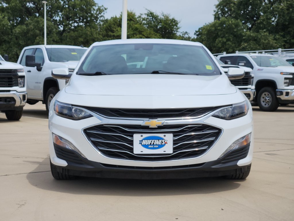 Used 2023 Chevrolet Malibu LT FWD image 2