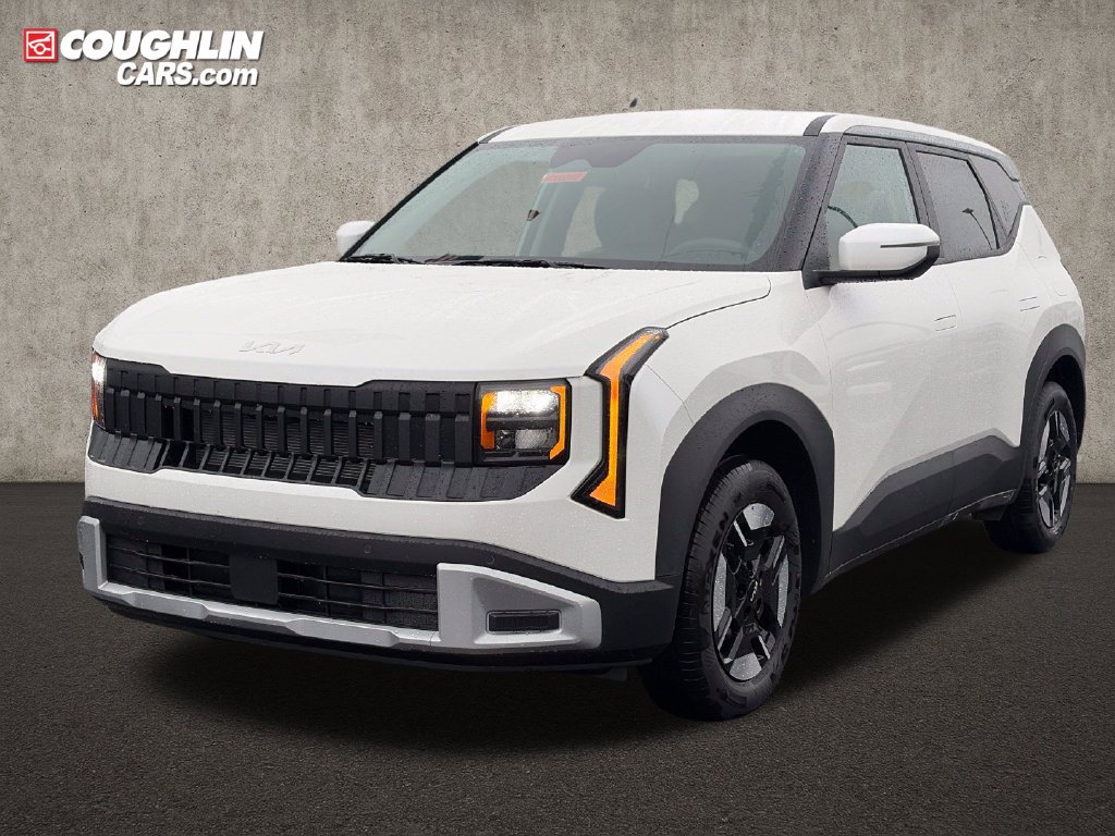 New 2027 Kia Seltos LX FWD image 3