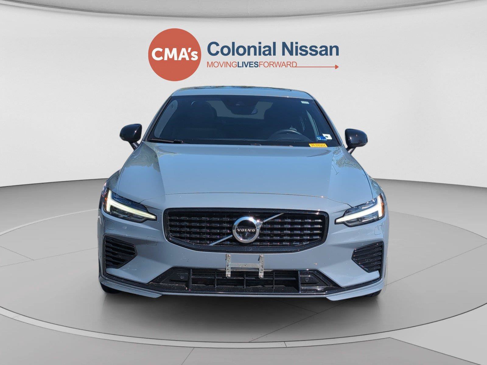 Used 2022 Volvo S60 T8 R-Design w/ Advanced Package AWD/4WD image 3