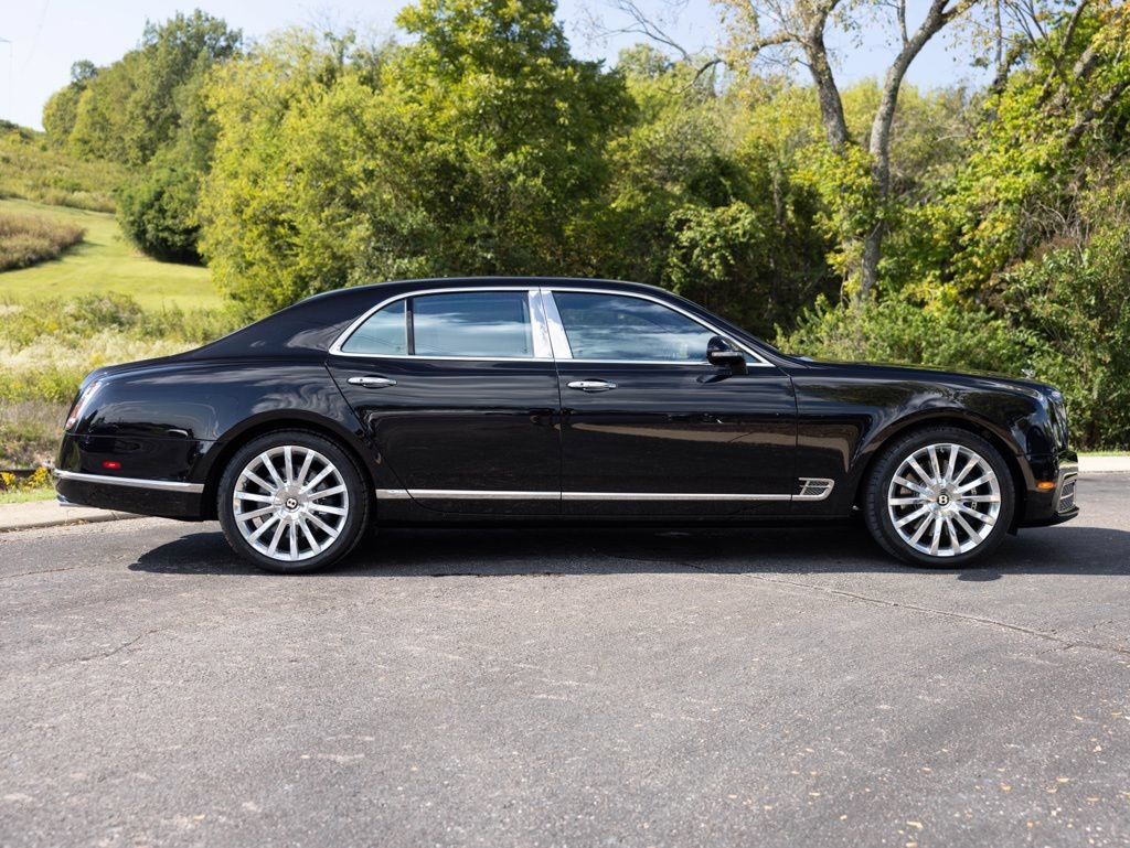 Used 2019 Bentley Mulsanne RWD image 13