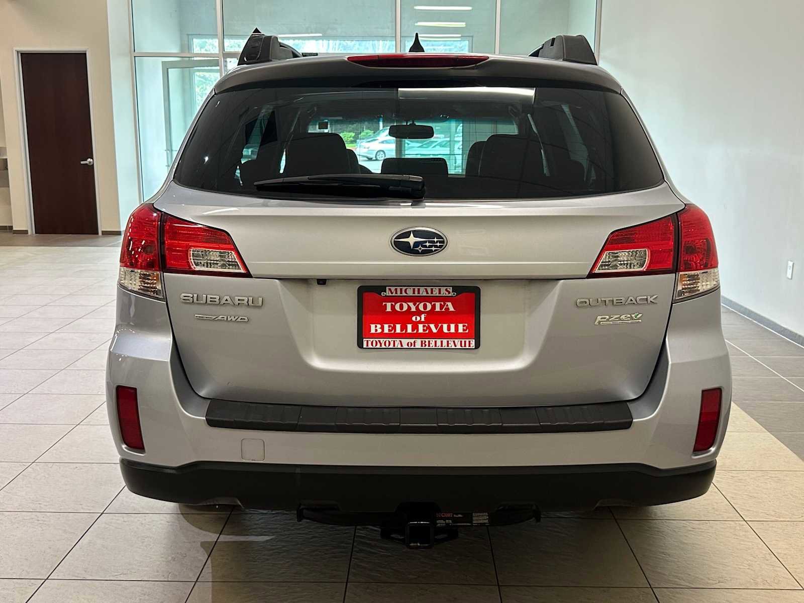 Used 2014 Subaru Outback 2.5i Limited AWD/4WD image 5