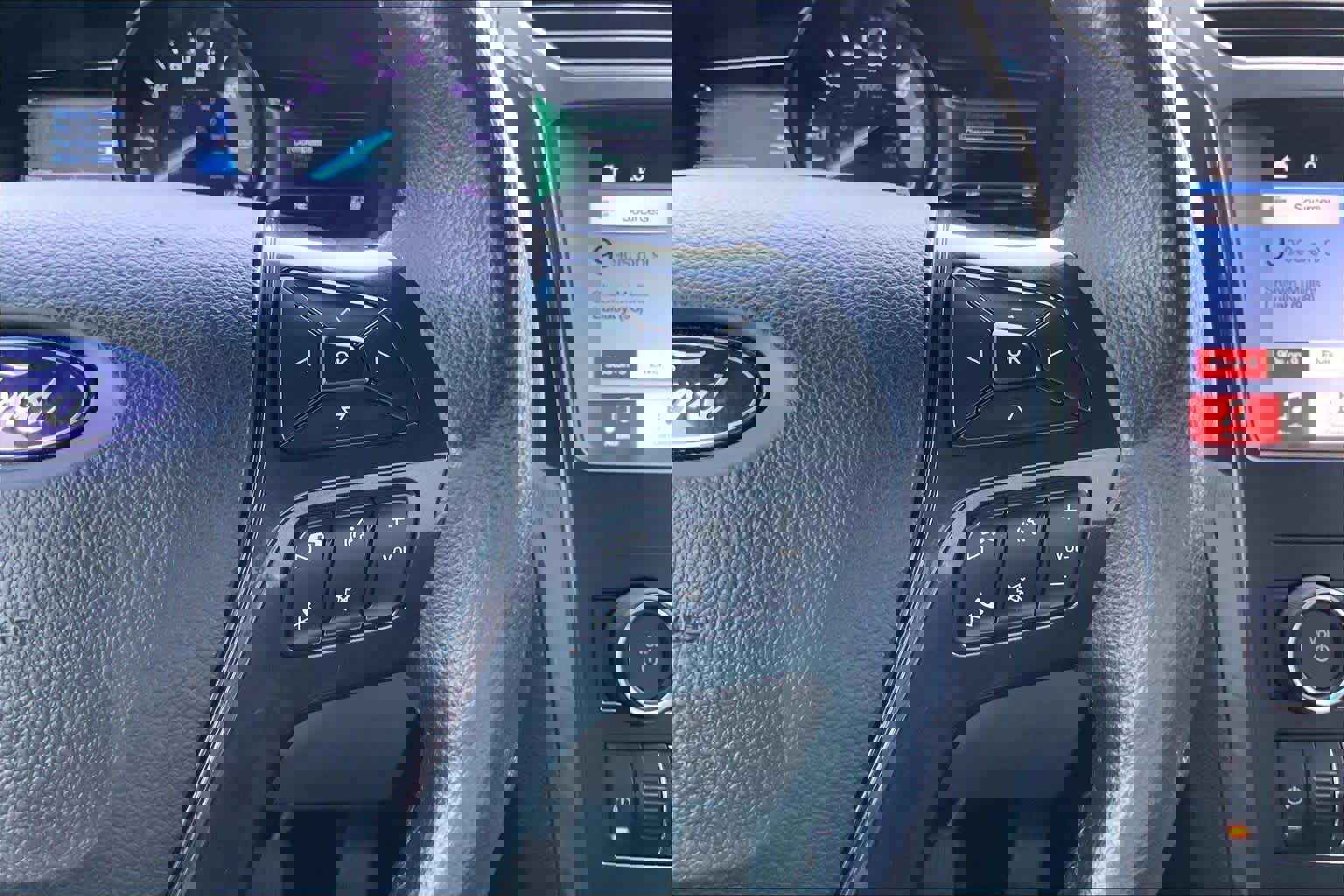 Used 2019 Ford Explorer XLT w/ Equipment Group 201A image 25