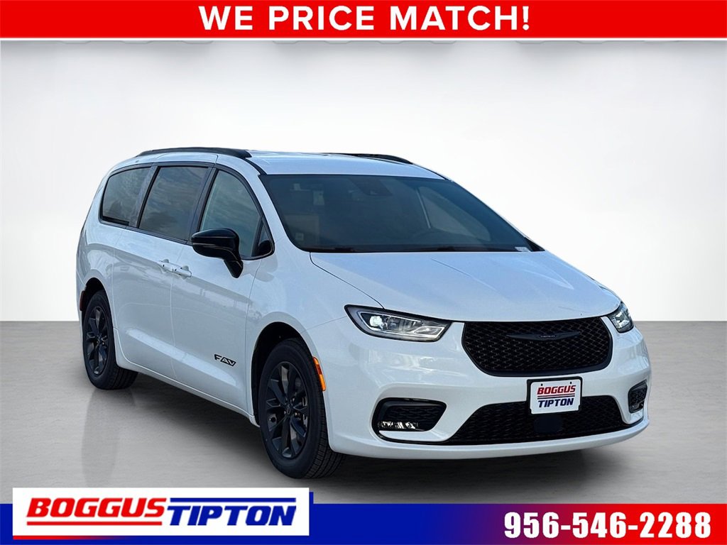 New 2025 Chrysler Pacifica Select w/ Fav Edition Package