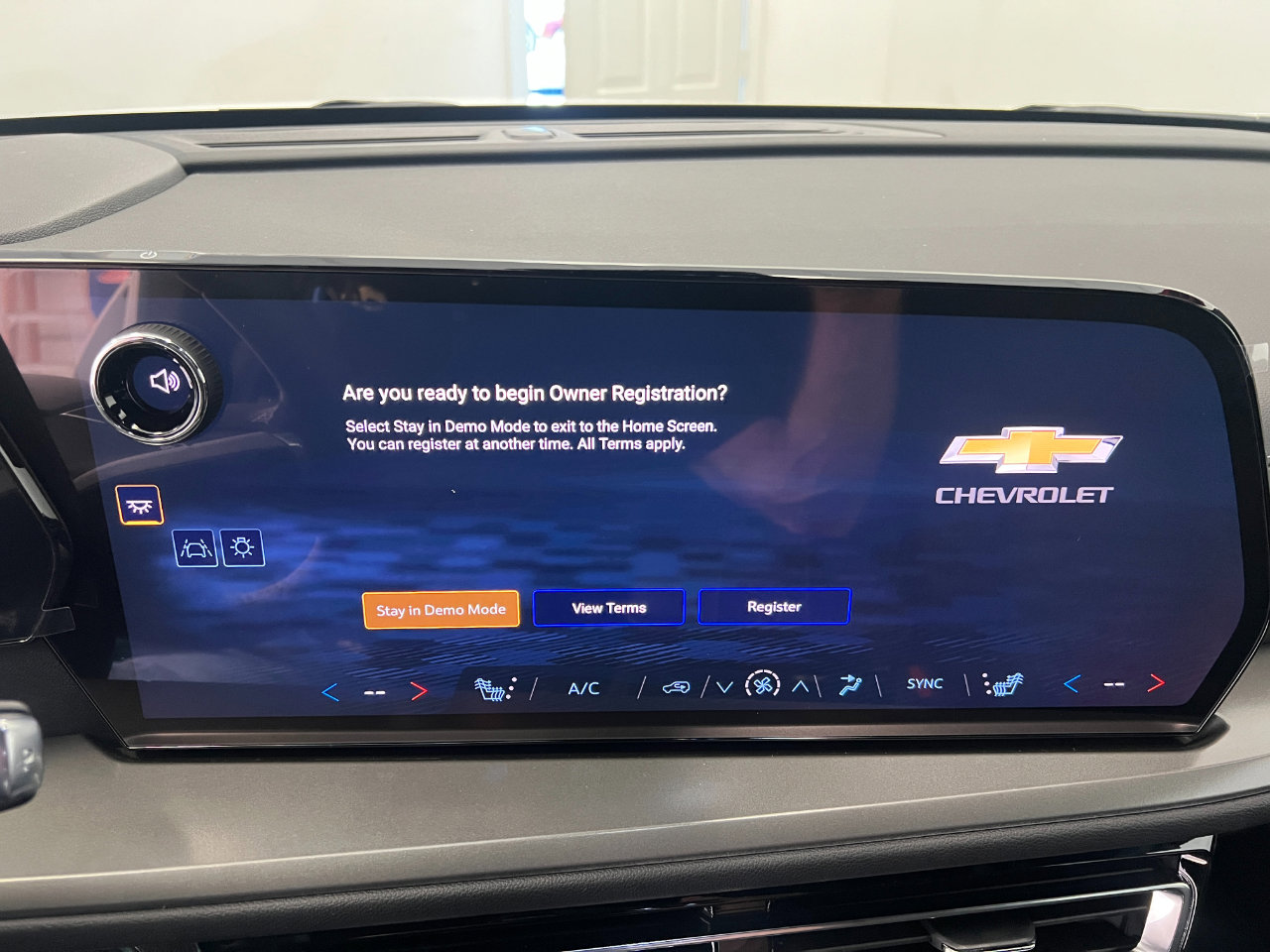 New 2026 Chevrolet Traverse LT image 37