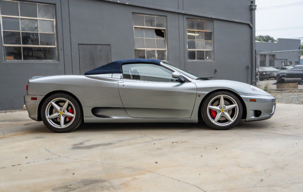 Used 2001 Ferrari 360 Spider image 3