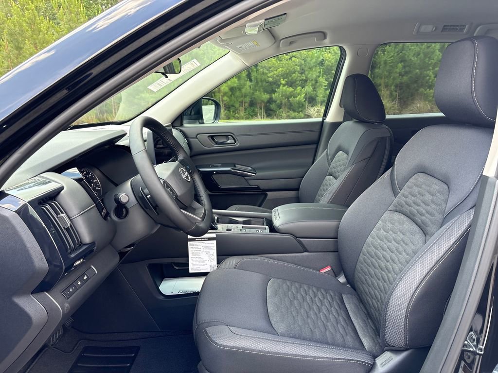 New 2026 Nissan Pathfinder SV w/ Cargo Package FWD image 4