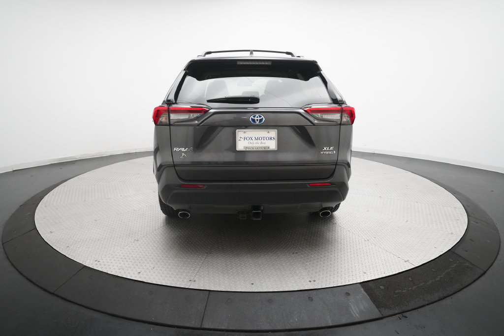 Used 2022 Toyota RAV4 XLE Premium AWD/4WD image 26