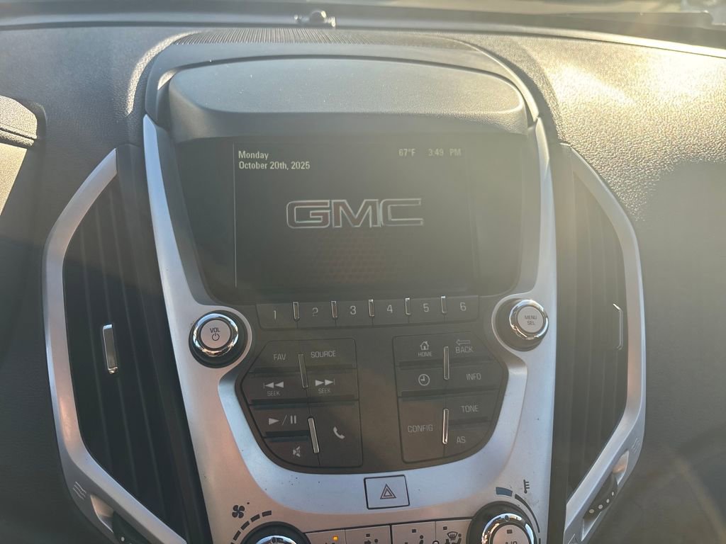 Used 2017 GMC Terrain SLE image 23