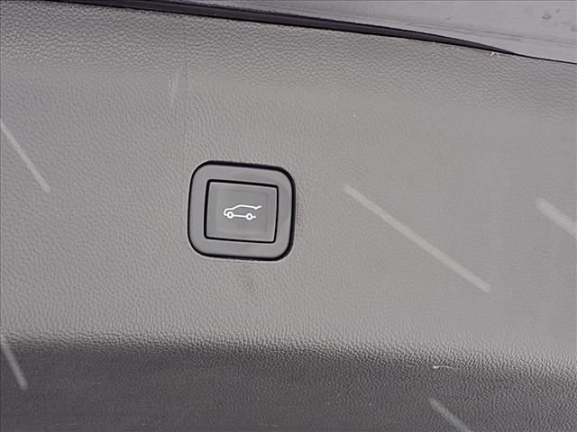 Used 2024 Buick Enclave Premium image 36