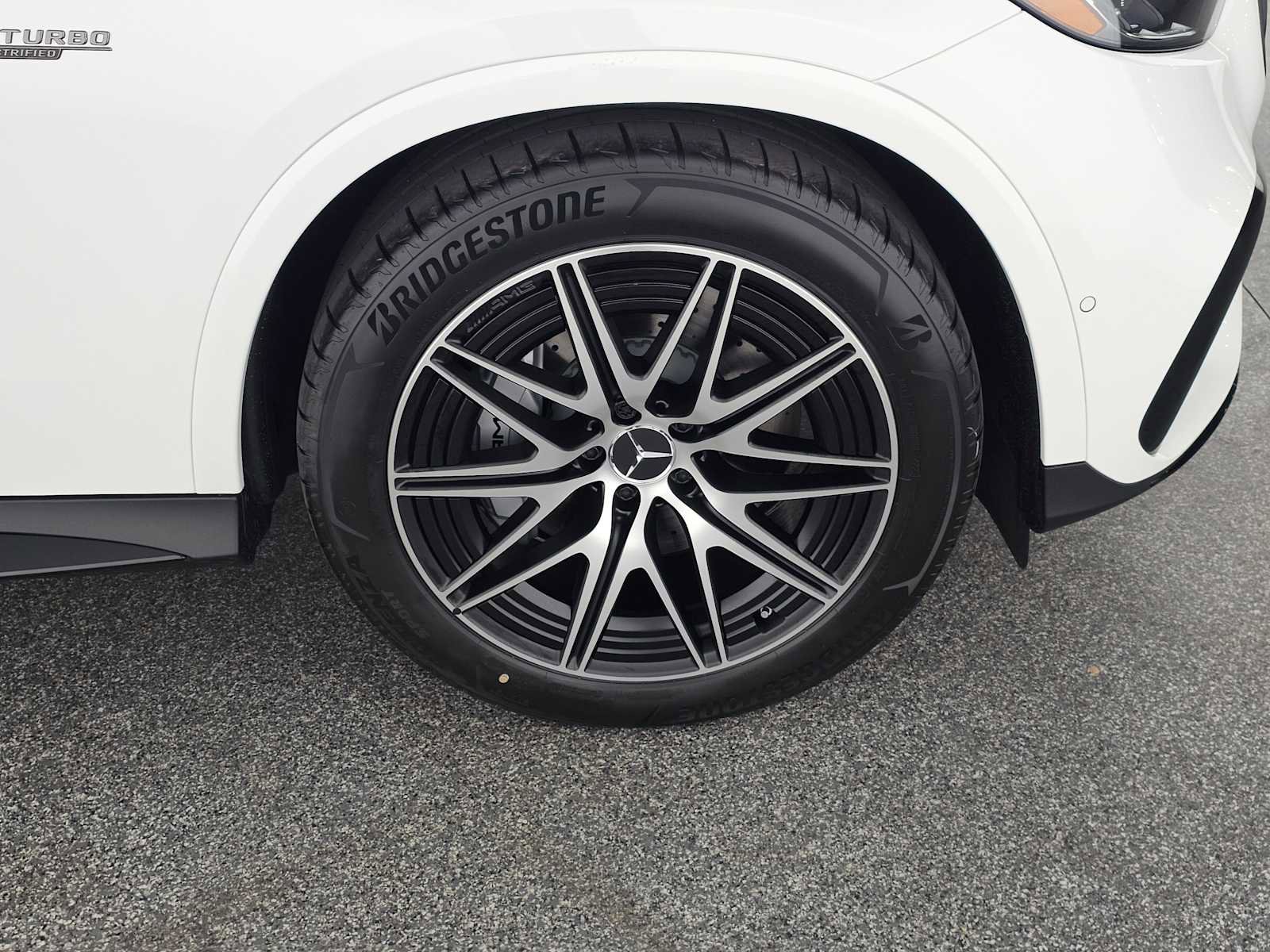 New 2026 Mercedes-Benz GLC 43 AMG 4MATIC image 9