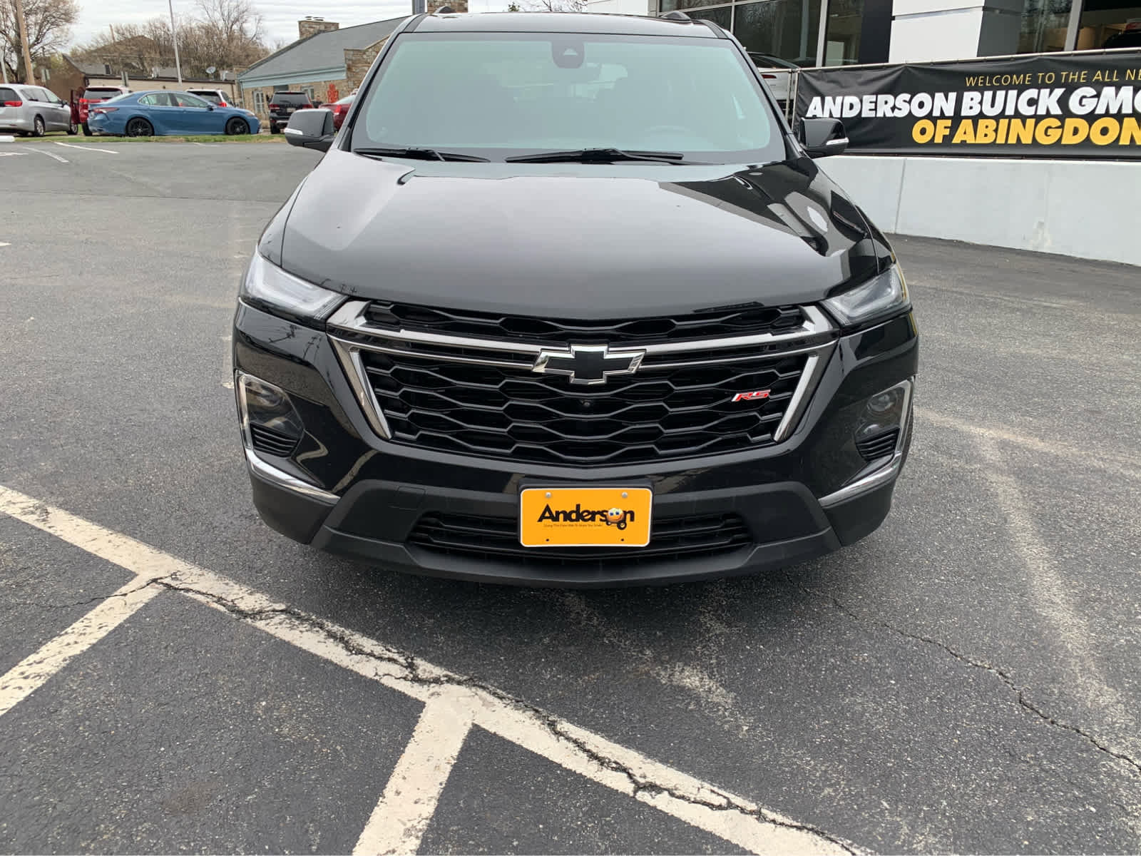 Used 2023 Chevrolet Traverse RS image 2