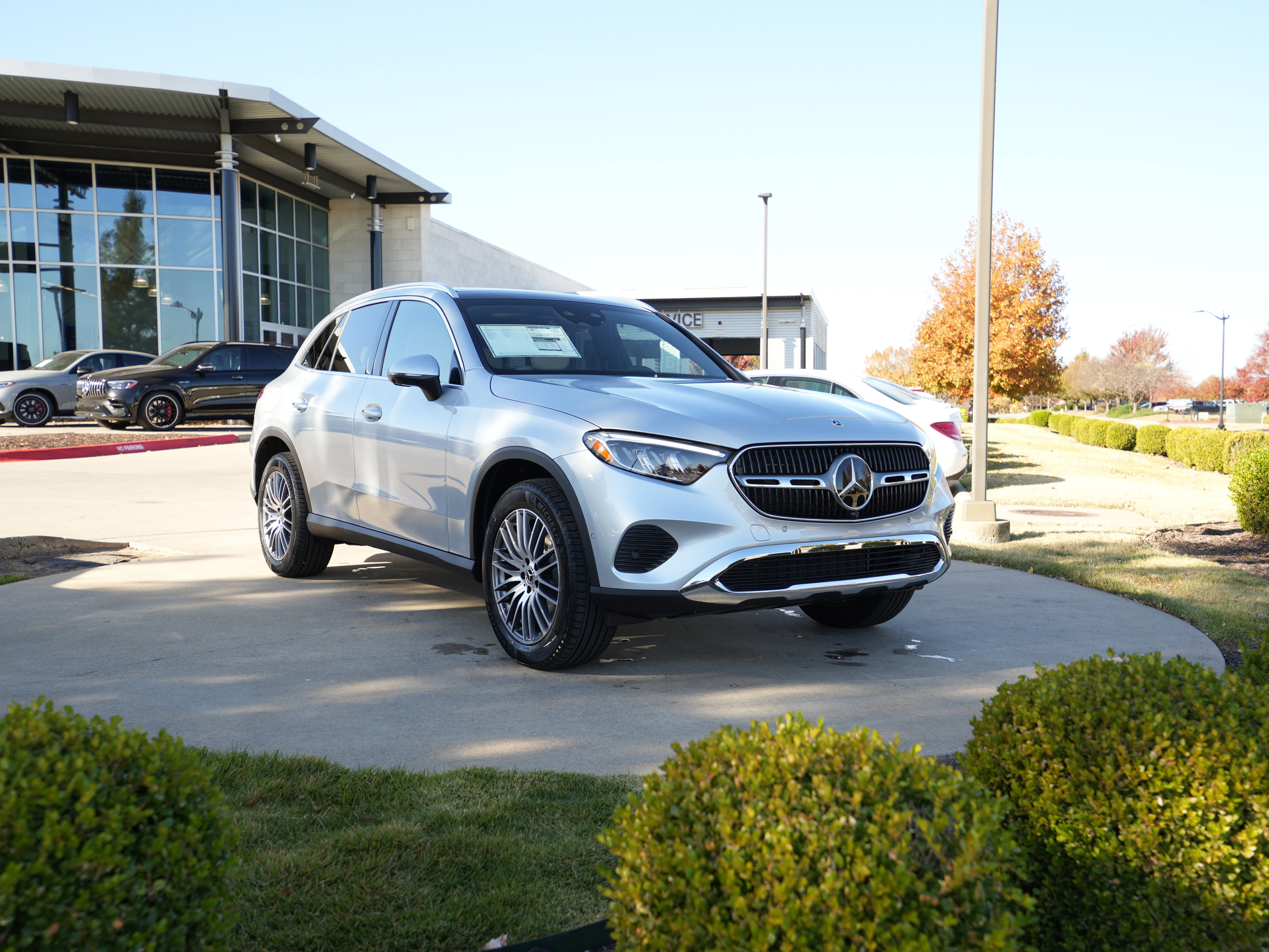 New 2026 Mercedes-Benz GLC 300 4MATIC image 9