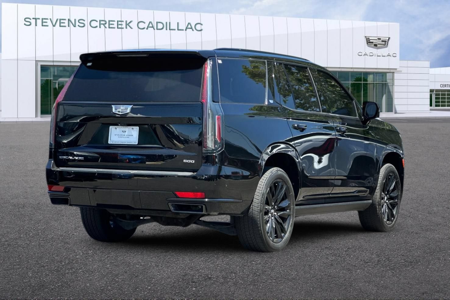 Used 2021 Cadillac Escalade Sport Platinum AWD/4WD image 3