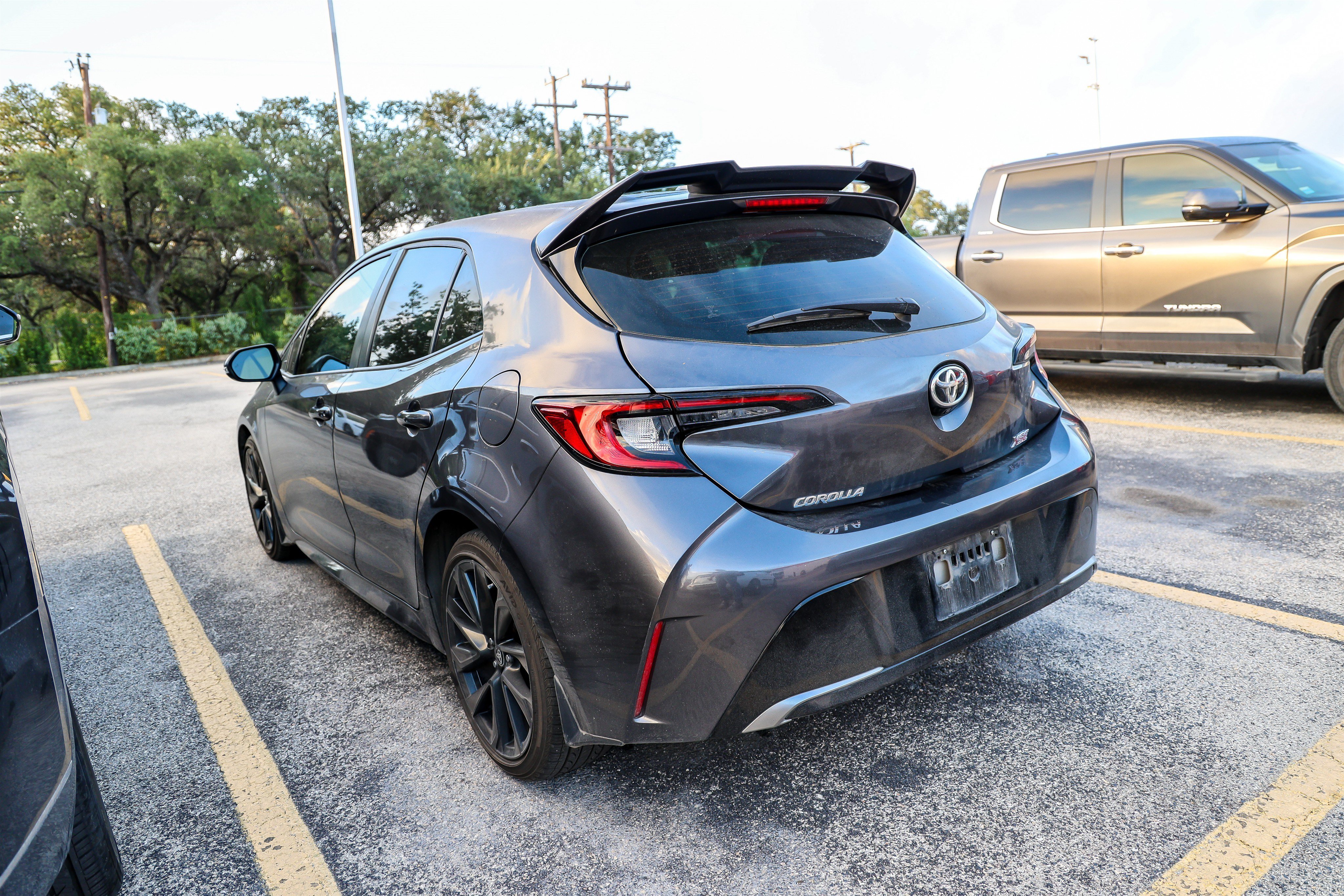 Used 2025 Toyota Corolla XSE FWD image 10