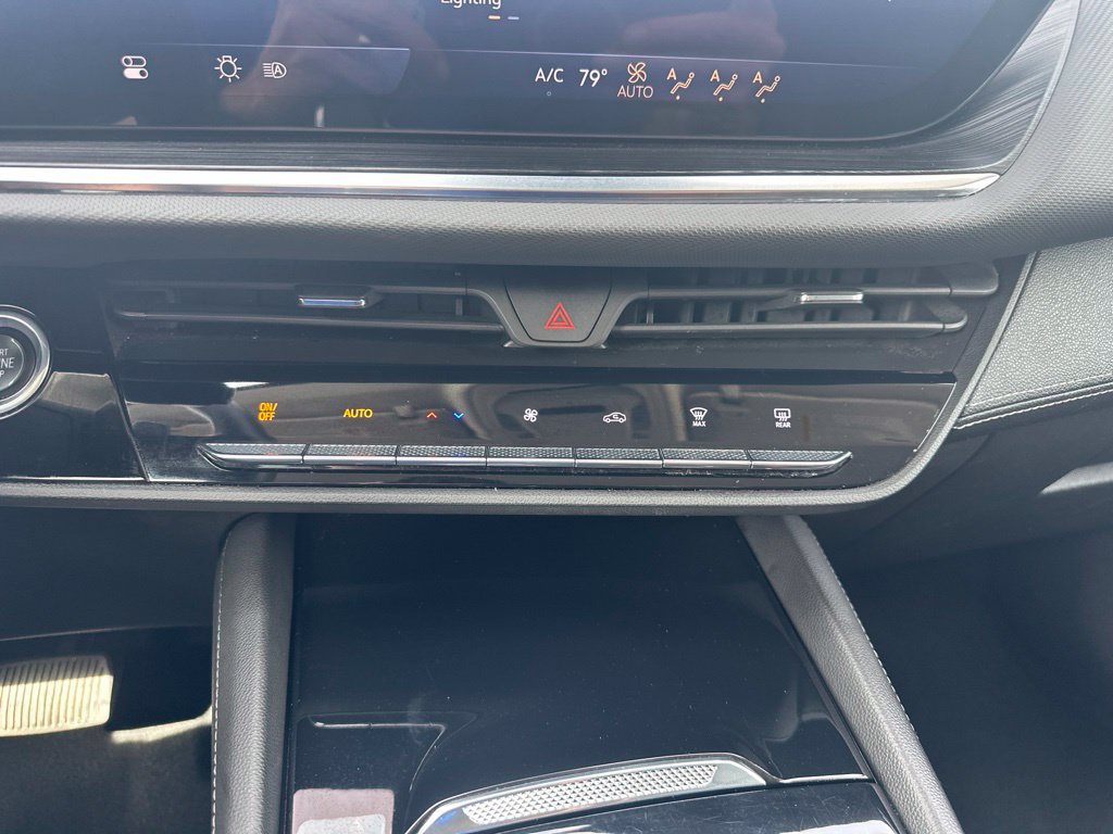 Certified 2024 Buick Envision Preferred AWD/4WD image 4