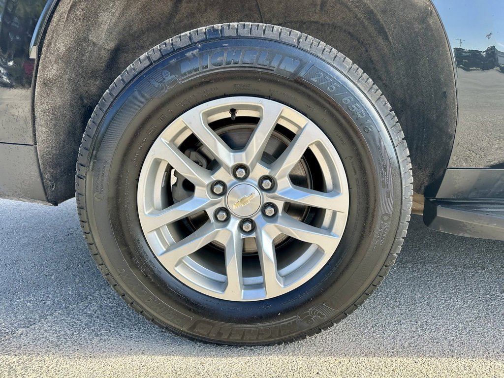 Used 2021 Chevrolet Suburban LT image 35