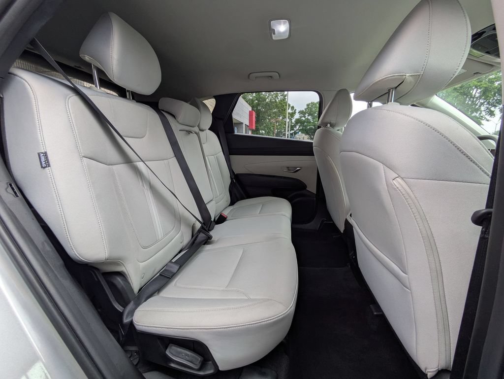 Used 2025 Hyundai Tucson SEL AWD/4WD image 26