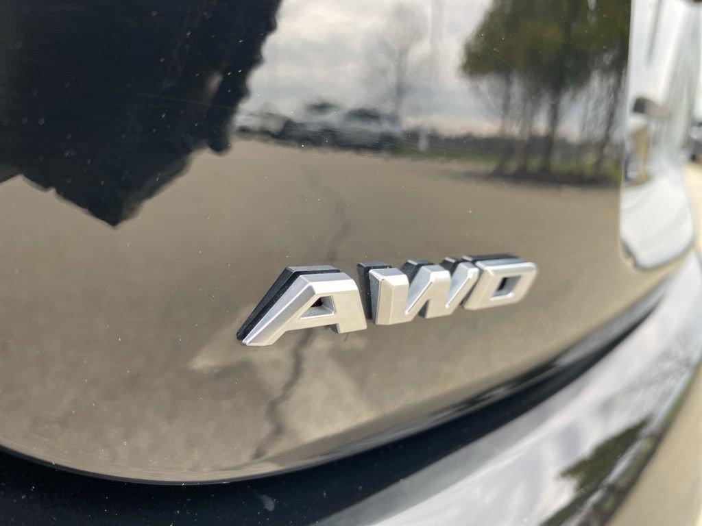 Used 2025 Cadillac CT5 V w/ Platinum Package image 16