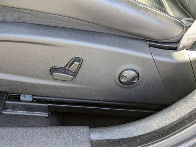 Used 2023 Chrysler 300 S image 6