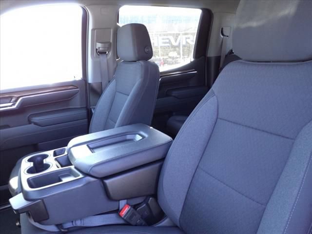 Used 2024 Chevrolet Silverado 1500 RST image 9