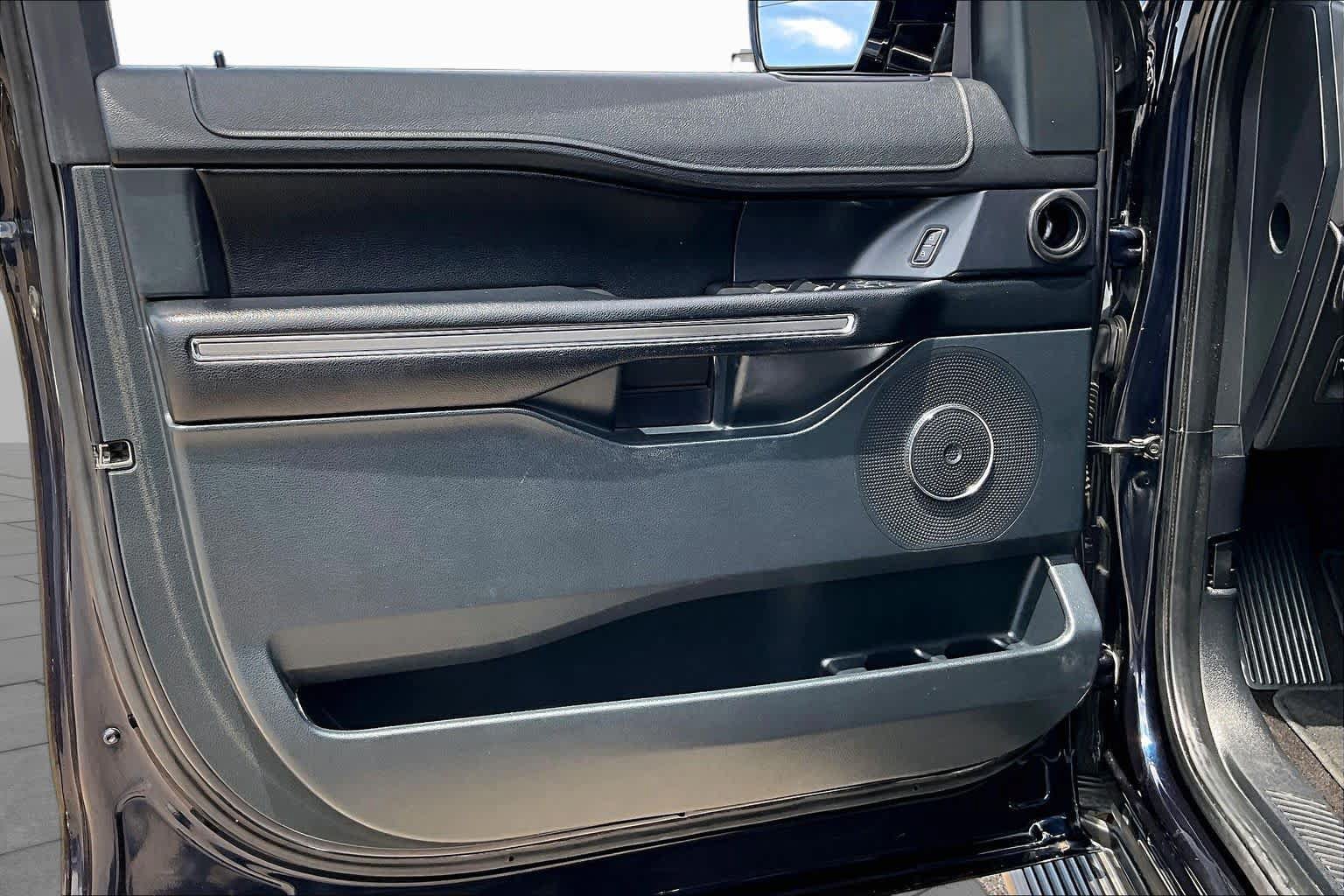 Used 2021 Ford Expedition XLT RWD image 21