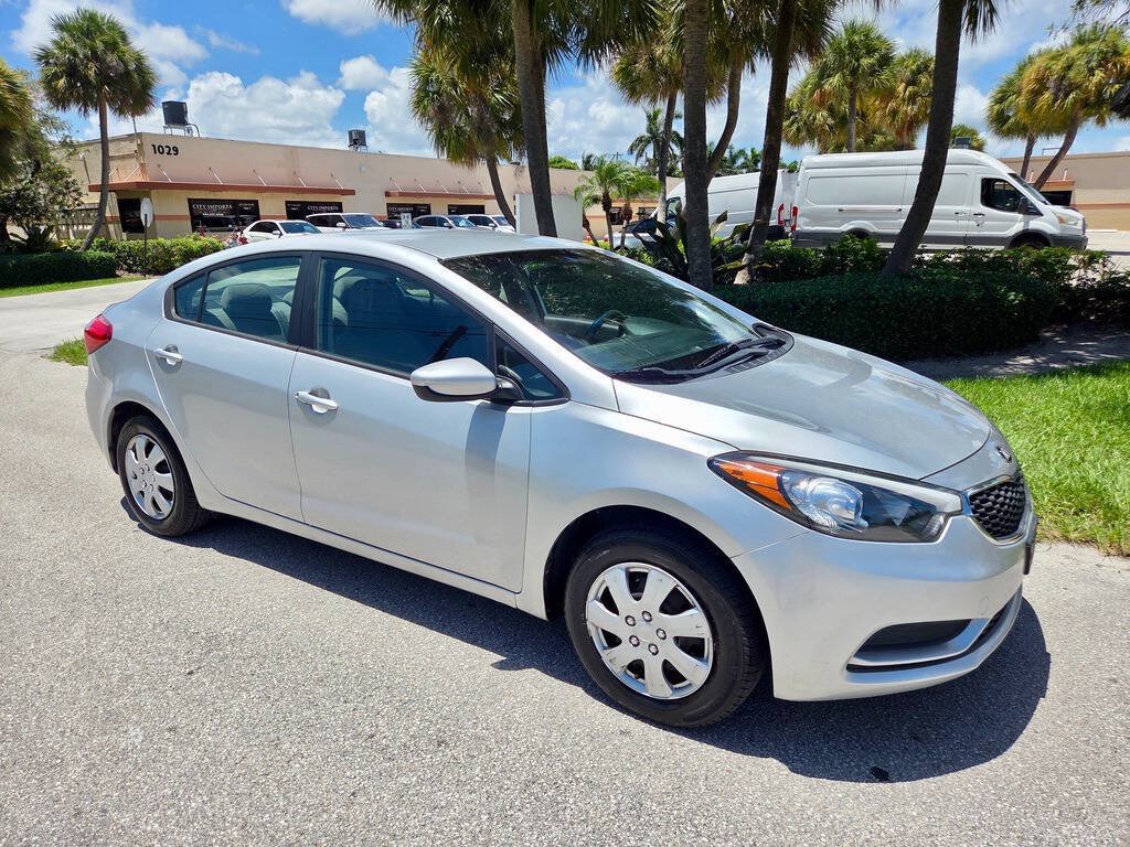 Used 2014 Kia Forte LX FWD image 5