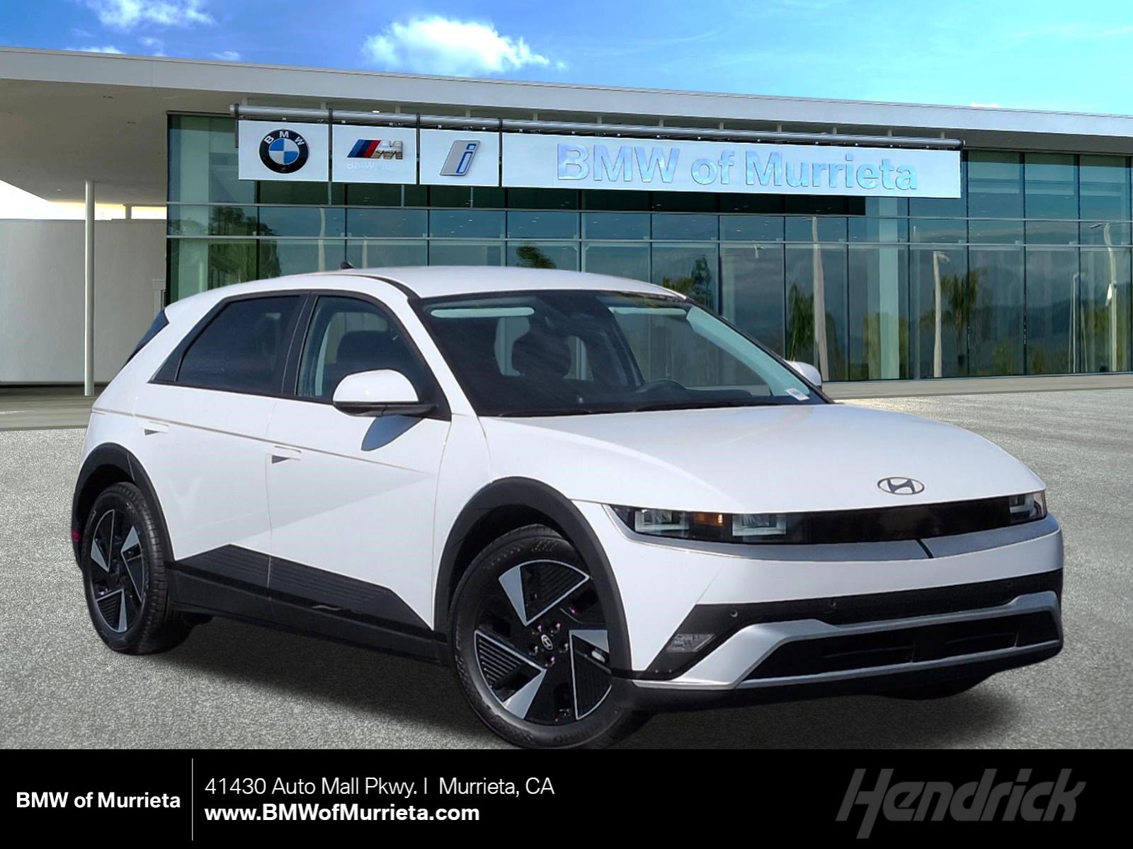 Used 2025 Hyundai Ioniq 5 SE image 1