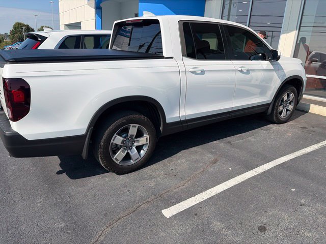 Used 2025 Honda Ridgeline RTL image 4